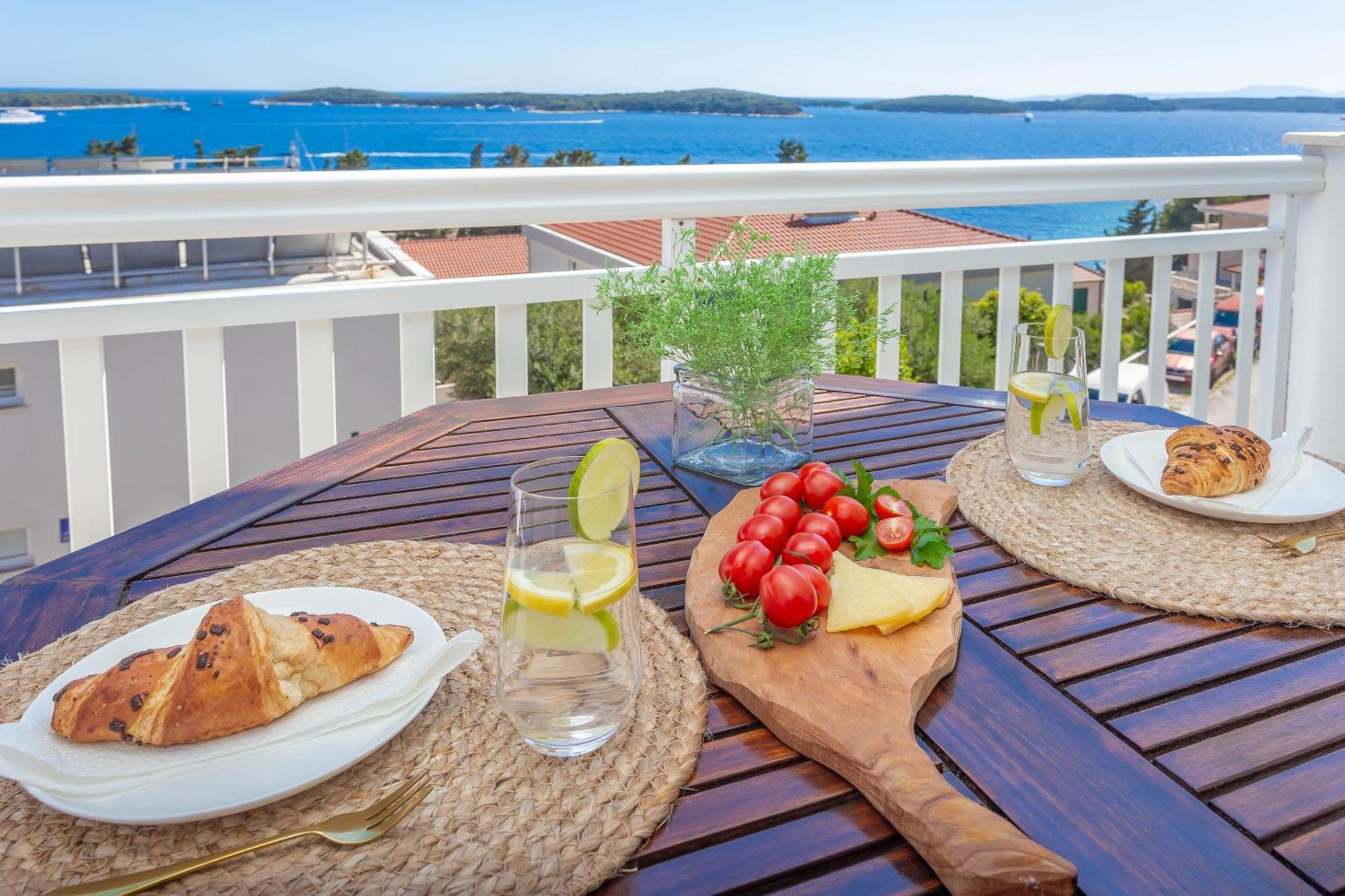 Tia Hvar Top View Apartment Hvar Town Kültér fotó